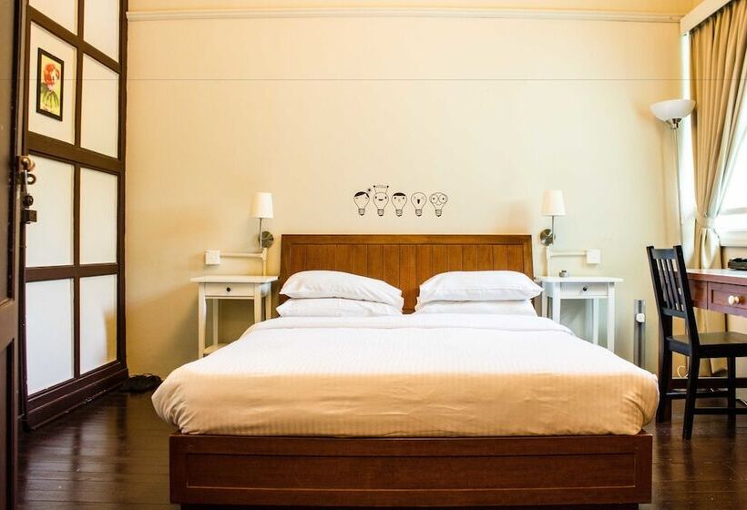 Отель Homeaway Townhouse 1934