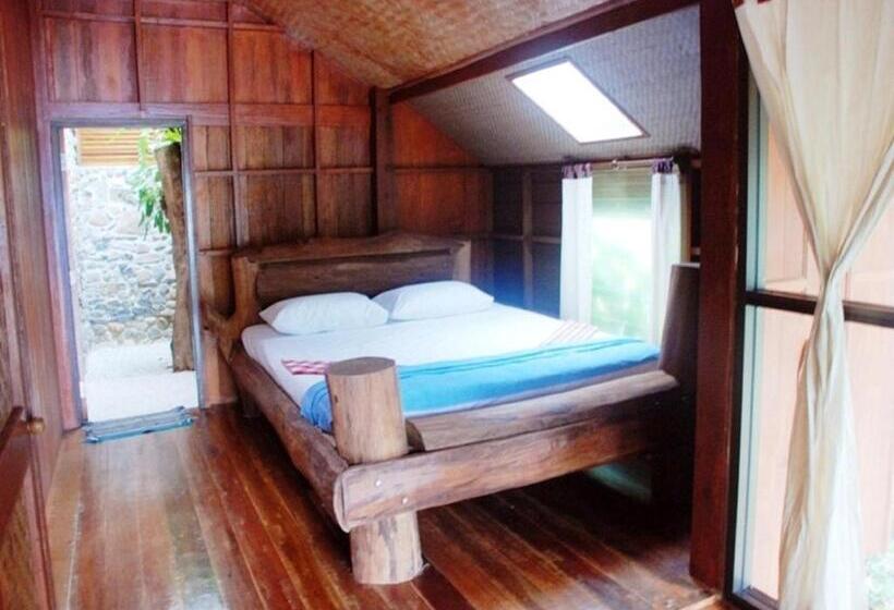 בית מלון כפרי Phi Phi Sunset Bay Resort