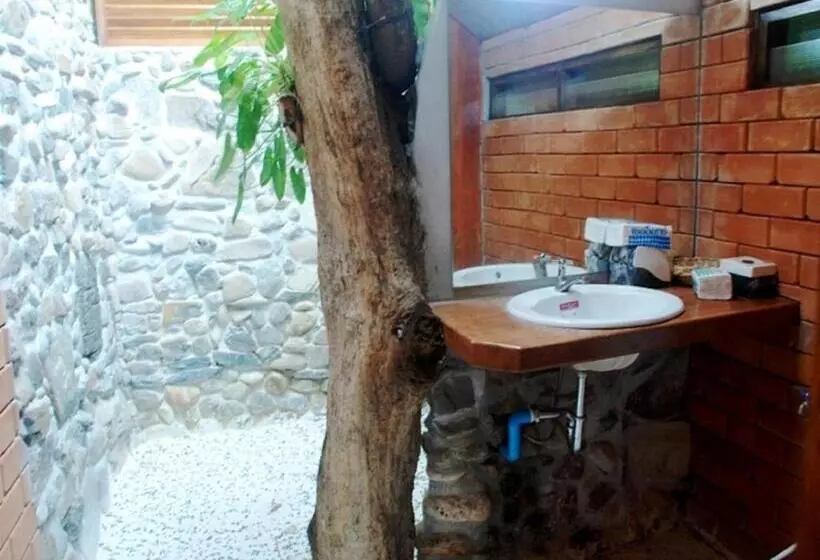 Hotel Phi Phi Sunset Bay Resort