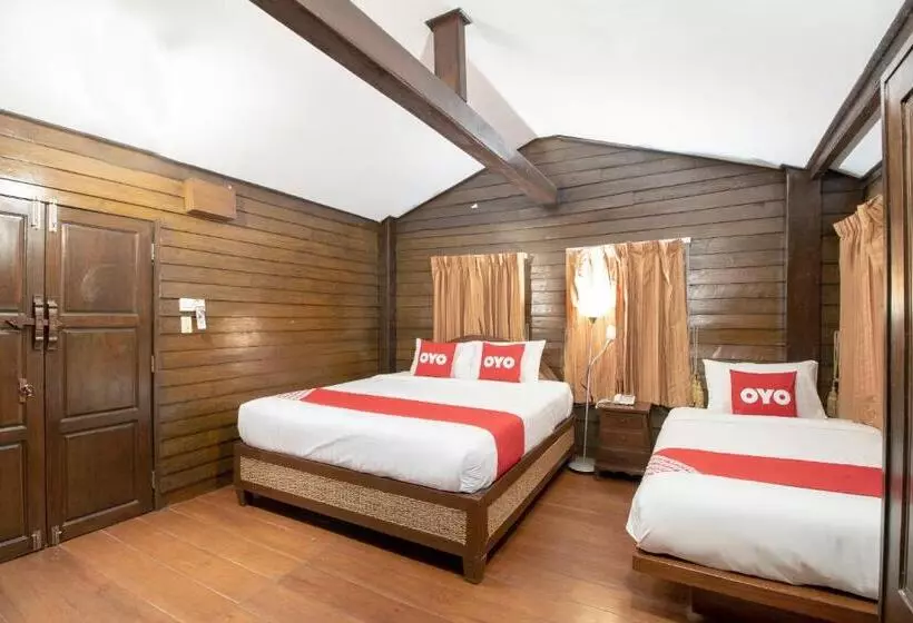 Отель Sira Boutique