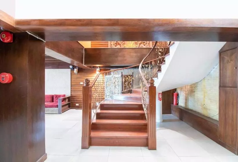 Отель Sira Boutique