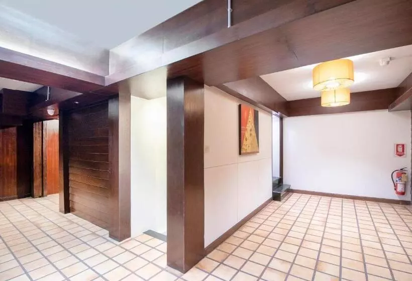 Отель Sira Boutique