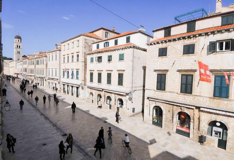 Studio Apartments Stradun