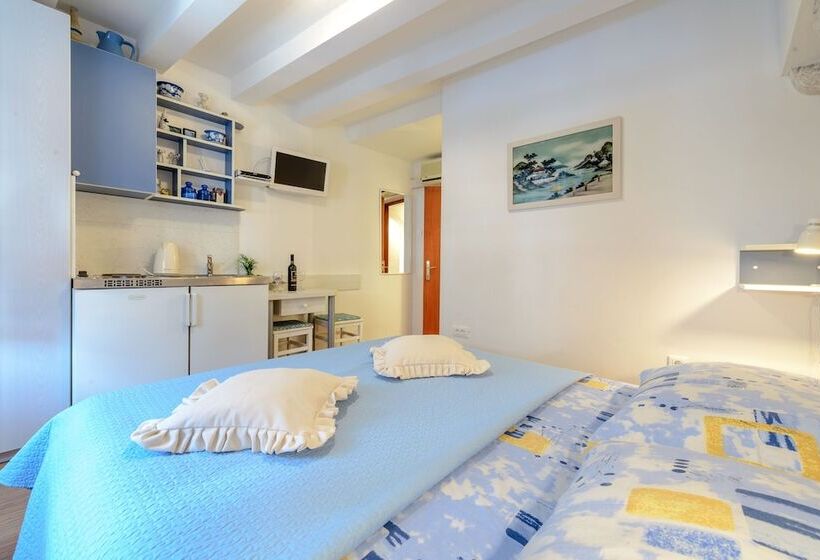 Studio Apartments Stradun