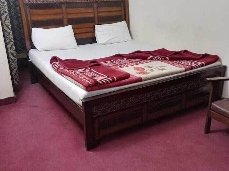 Al Azam Hotel & Restaurant