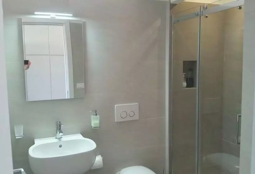 B&b Unique