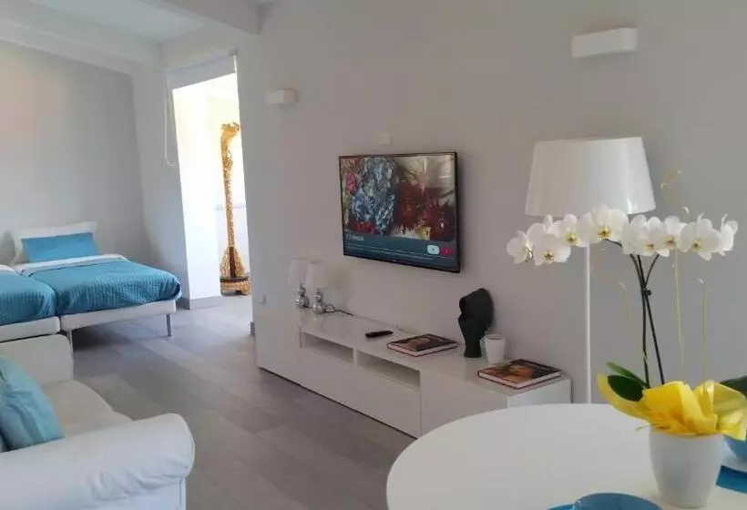B&b Unique