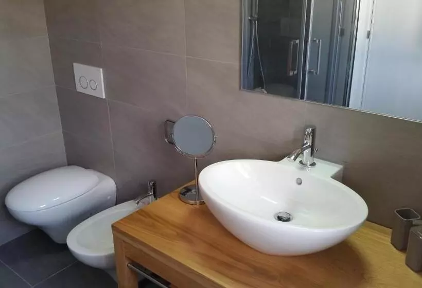 B&b Unique