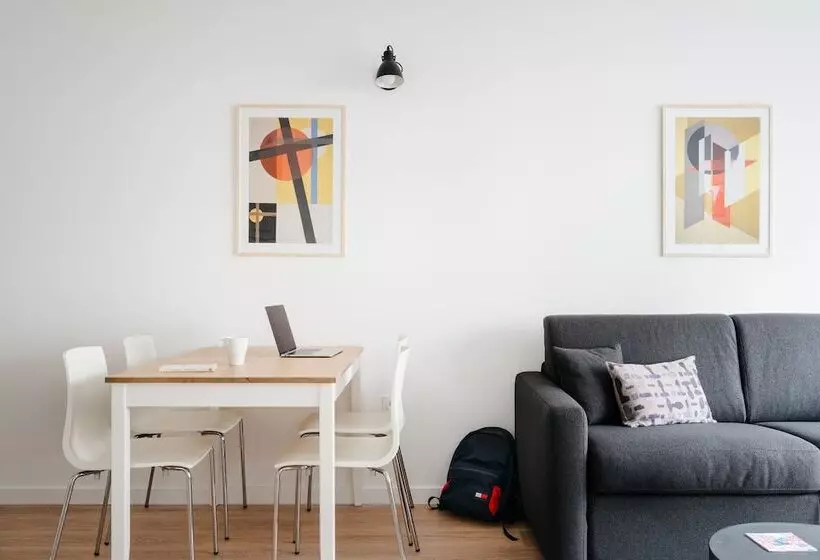 Edgar Suites Châtillon