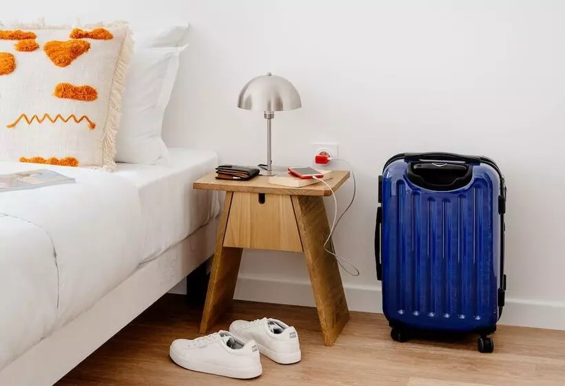 Edgar Suites Châtillon