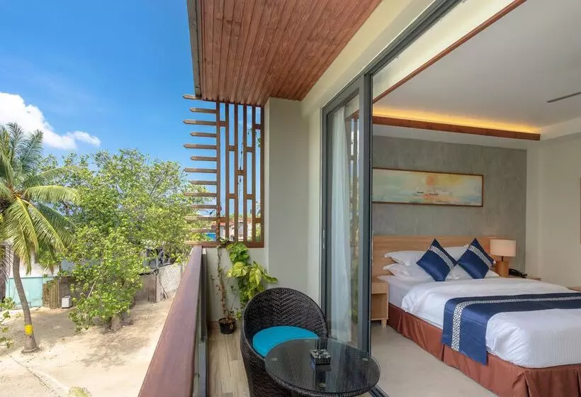 هتل Ayala Ocean View