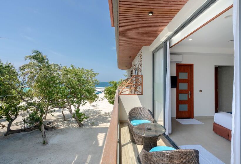 هتل Ayala Ocean View