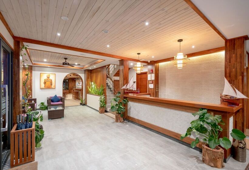 هتل Ayala Ocean View