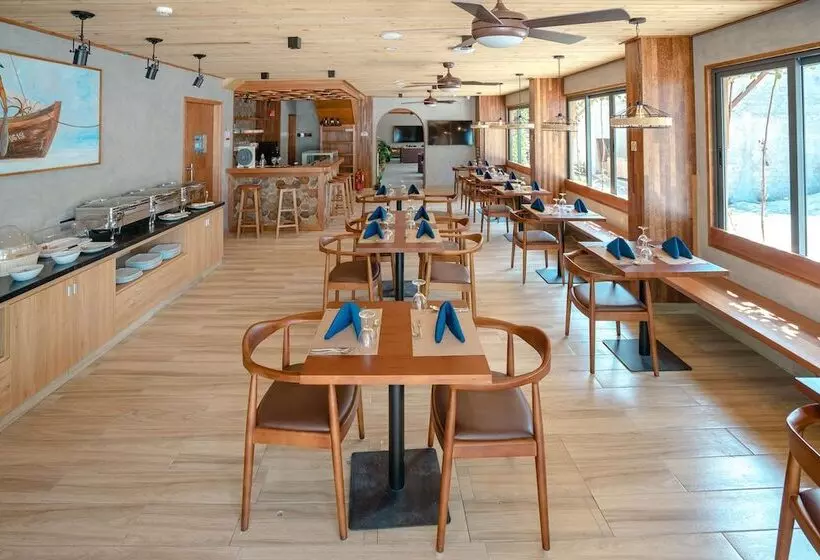 هتل Ayala Ocean View