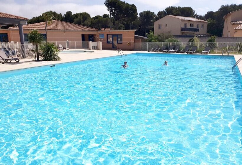 Hotel Les Chalets De La Mer