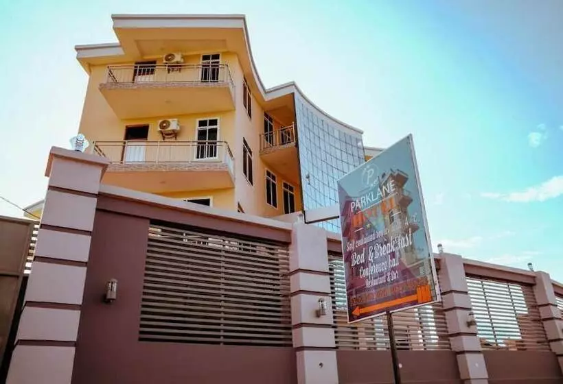 هتل Parklane