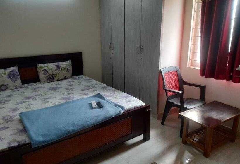 בית מלון כפרי Pph Living Silver Villa 2