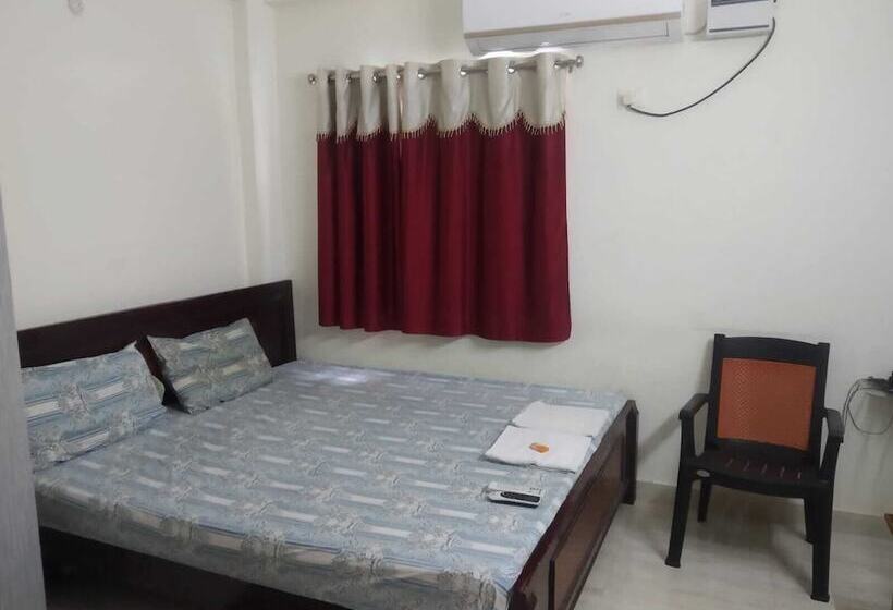 בית מלון כפרי Pph Living Silver Villa 2