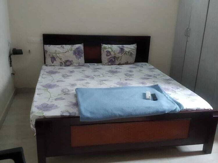 בית מלון כפרי Pph Living Silver Villa 2