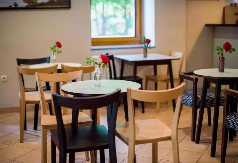 هتل Rooms Kozmus