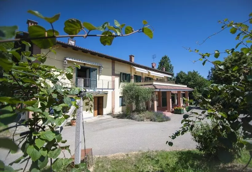 Maaseutuhotelli Agriturismo Turina