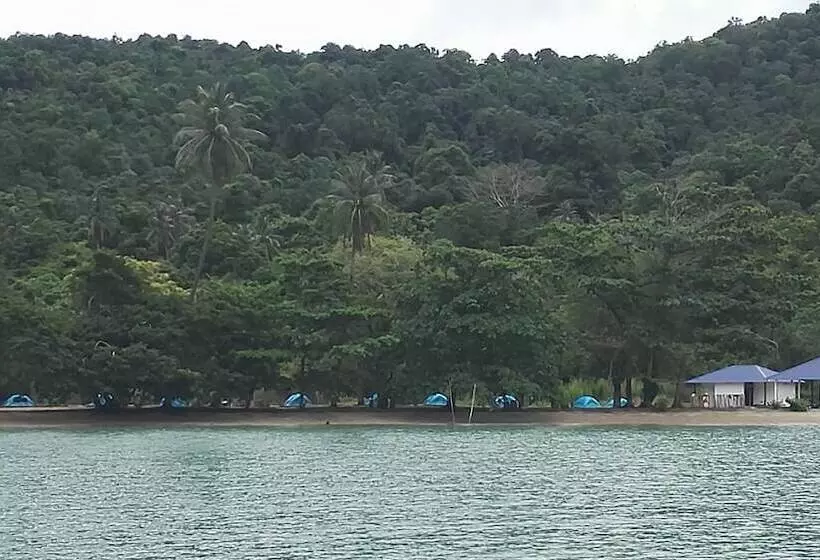 Hotelli Tropical Eco Camping