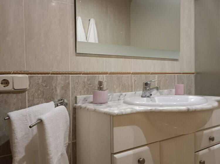 פנסיון Acogedora Y Familiar Casa En L Olleria