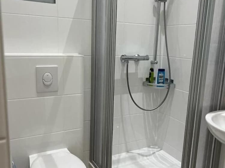 Pension Lotti Friedrichshain