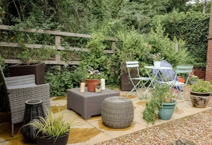 The Hyde Dovecote Kinver, Pet Friendly Holiday Let