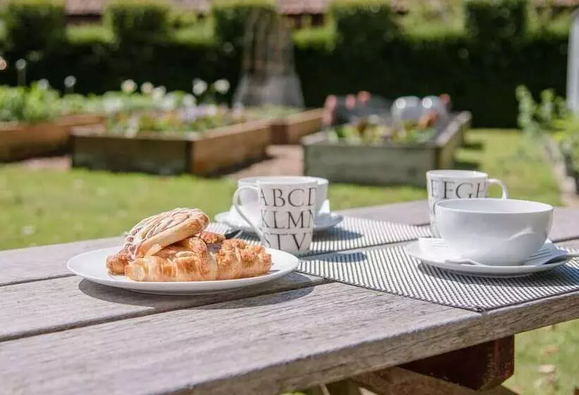 The Loose Box, Sudbourne