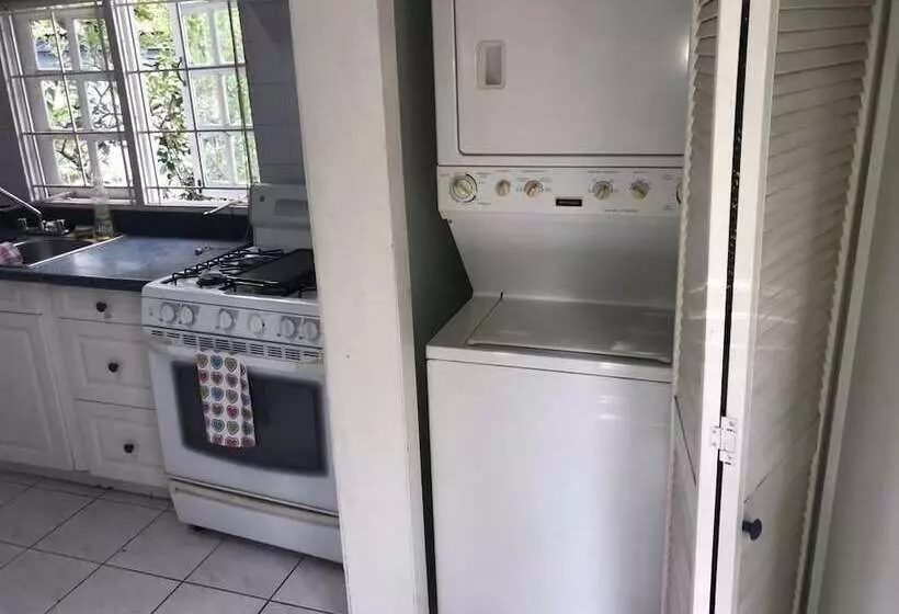 Anchorage Bed And Breakfast