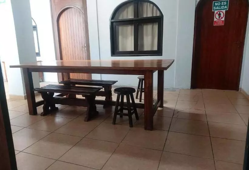 Global Family Backpackers Hostel