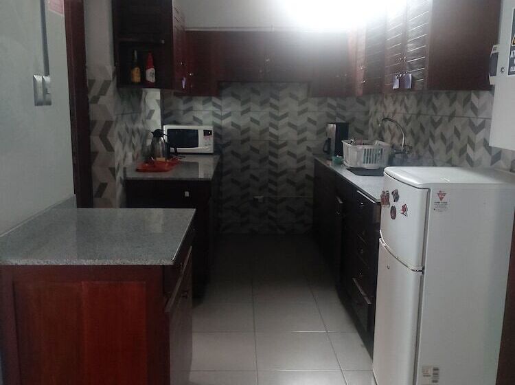 Global Family Backpackers Hostel