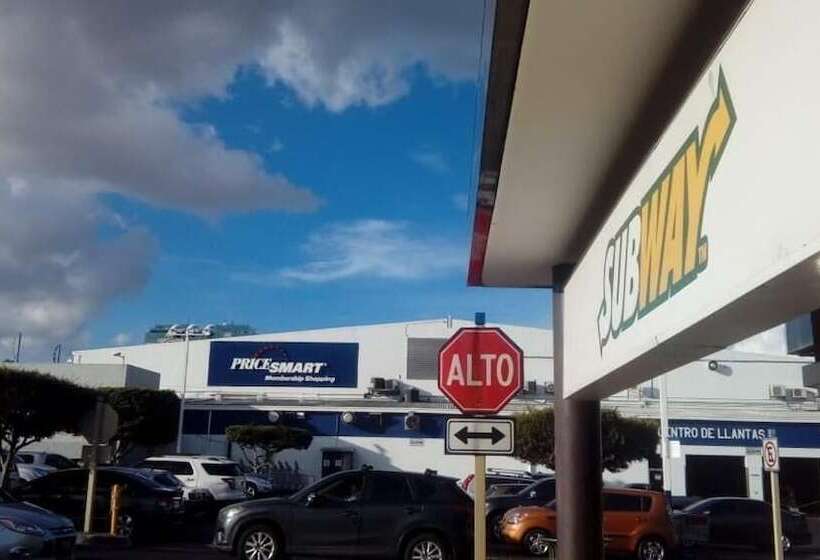 مسافرخانه Residencia Ichik Y Residencia Nha