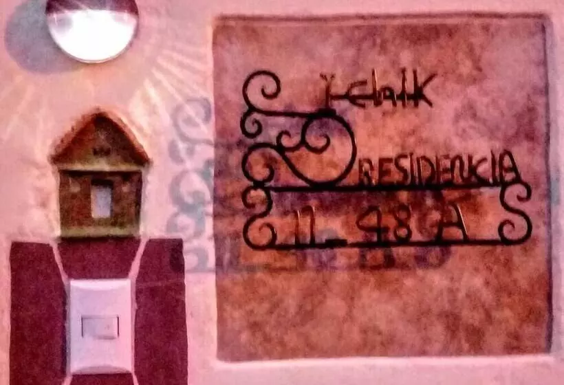 مسافرخانه Residencia Ichik Y Residencia Nha