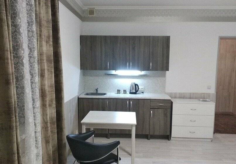 בית מלון כפרי Empire Dme