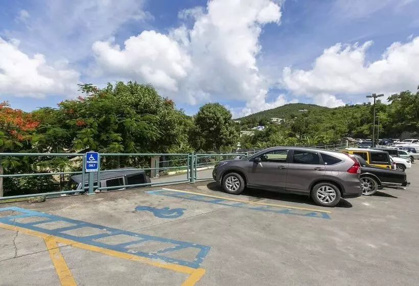 هتل Marketplace Suites