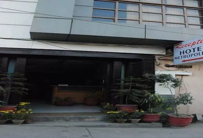 هتل Metropolitan