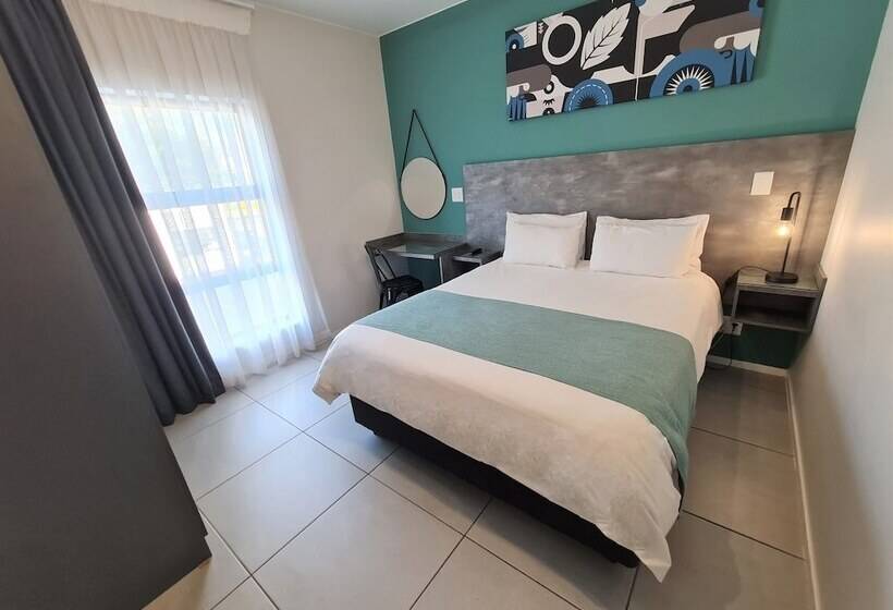 ホテル Mint Express Melrose View