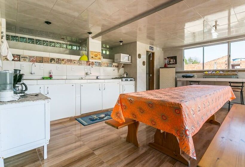 Hotel Pousada E Hostel Da Marli