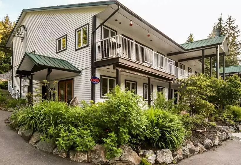 Hotelli West Coast Trail Lodge