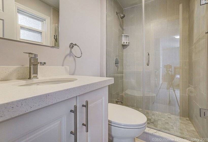 بنسيون Downtown Travelers Home