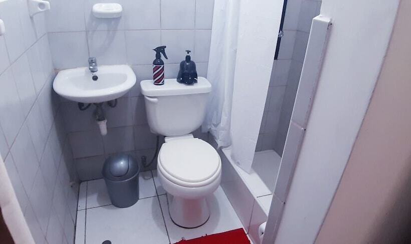 Pansiyon Sebris Cafic Art Gallery House