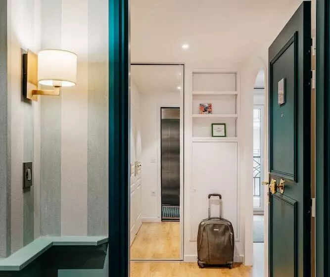 Residenssi Edgar Suites Levallois – Jules Verne