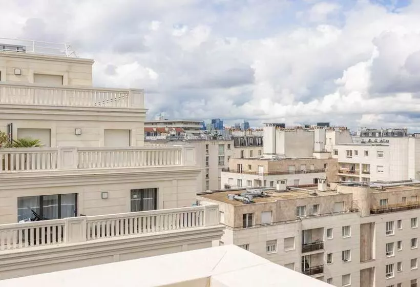 Residenssi Edgar Suites Levallois – Jules Verne