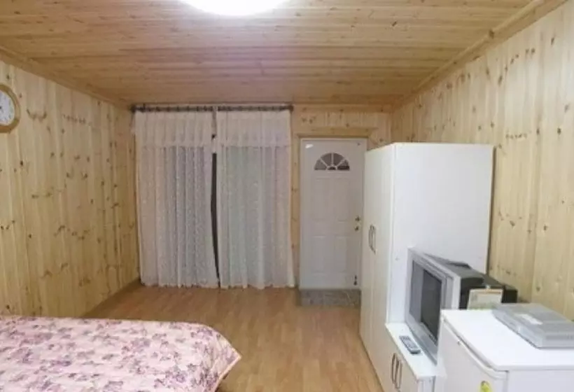 Daebudo Seattle Pension
