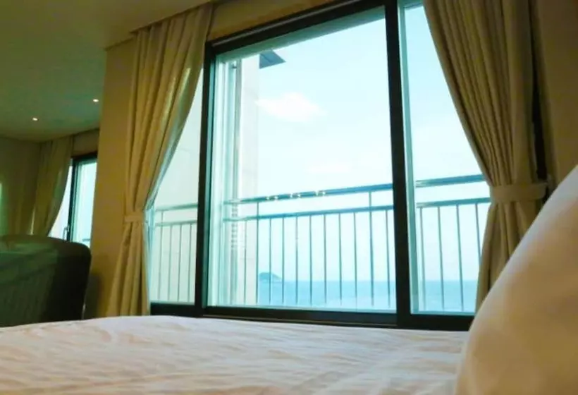 Eulwangri Elim Beach Zone Pension