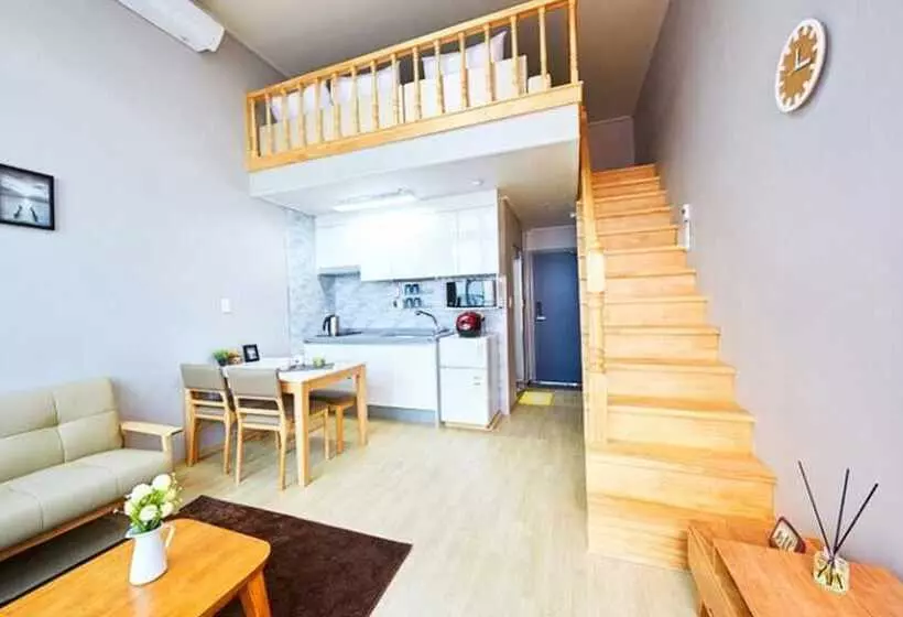 Eulwangri Elim Beach Zone Pension