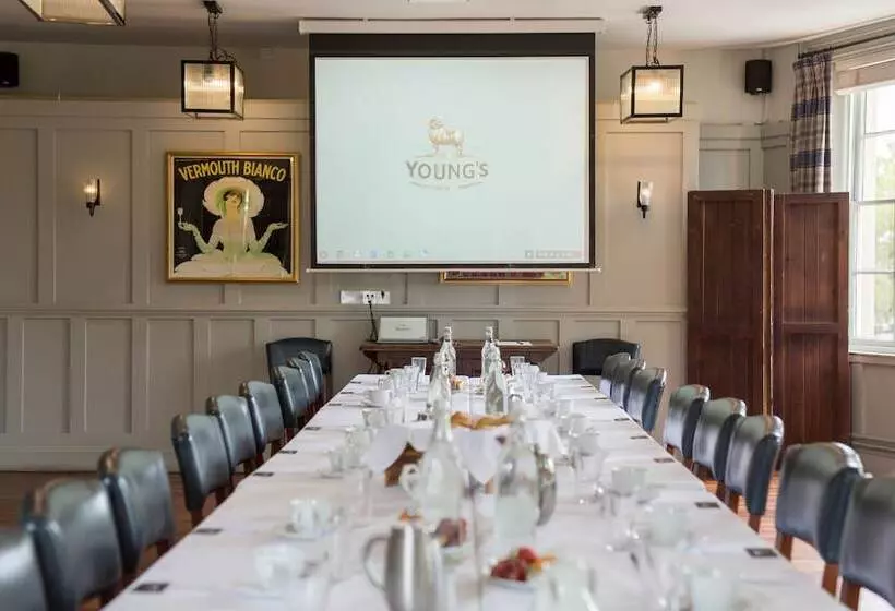 簡易ホテル The Alma