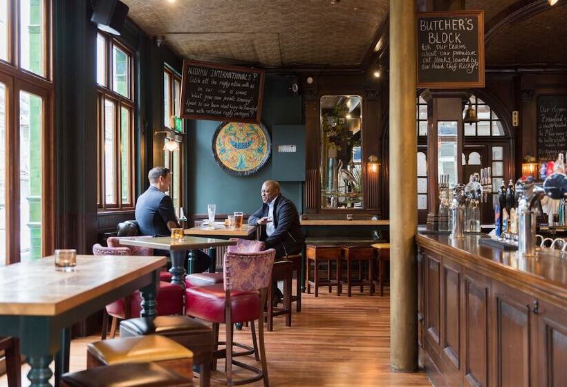 فندق فئة نجمة واحدة The Alma